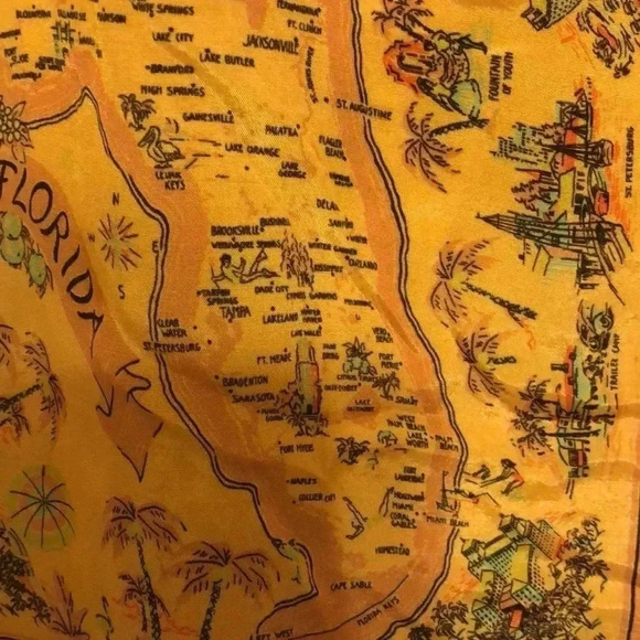 Urban Outfitters button down short sleeve Florida shirt. Size  XS - Picture 7 of 9